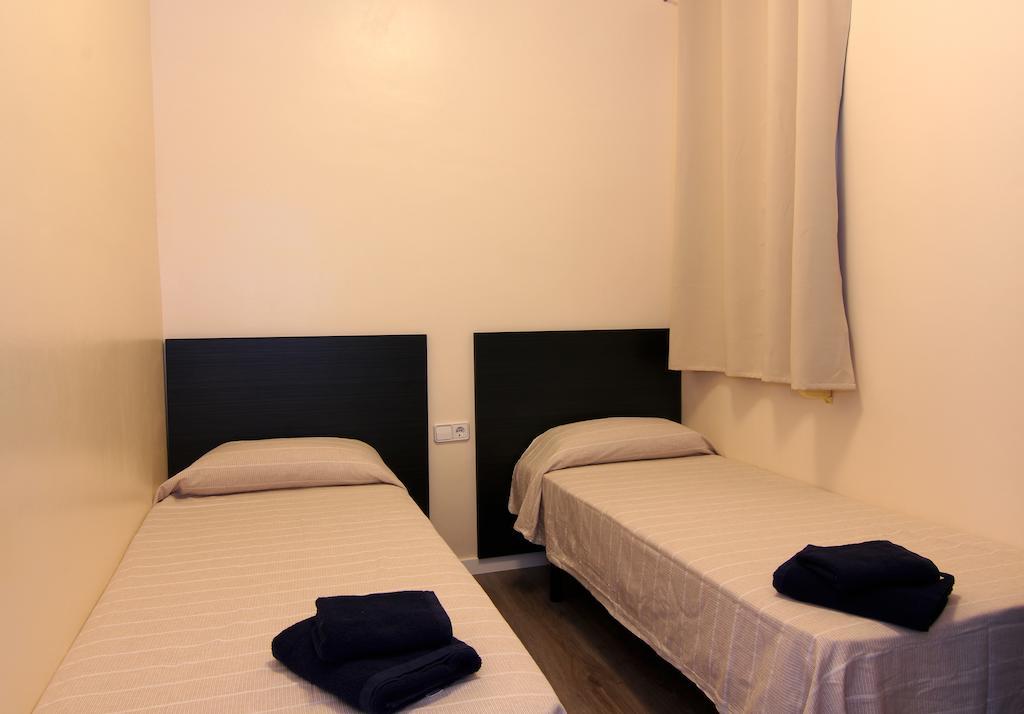 Classbedroom Gaudi Apartments Βαρκελώνη Δωμάτιο φωτογραφία